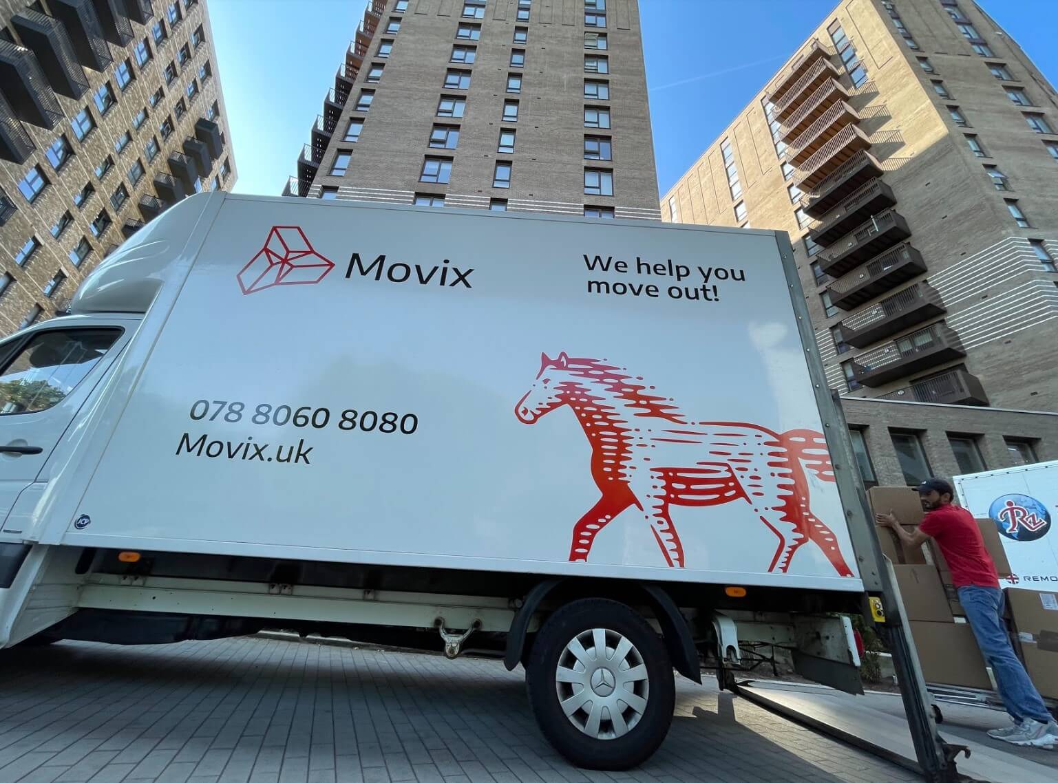 img-movix-canning-town-move-2